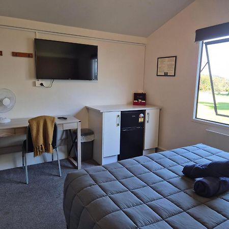 Tidewater Accommodation Coromandel Bagian luar foto
