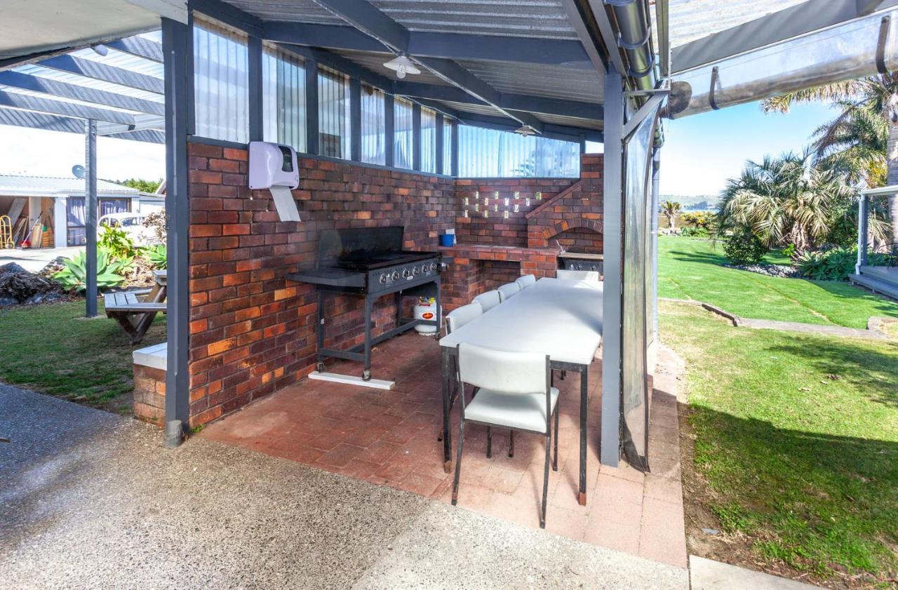 Tidewater Accommodation Coromandel Bagian luar foto