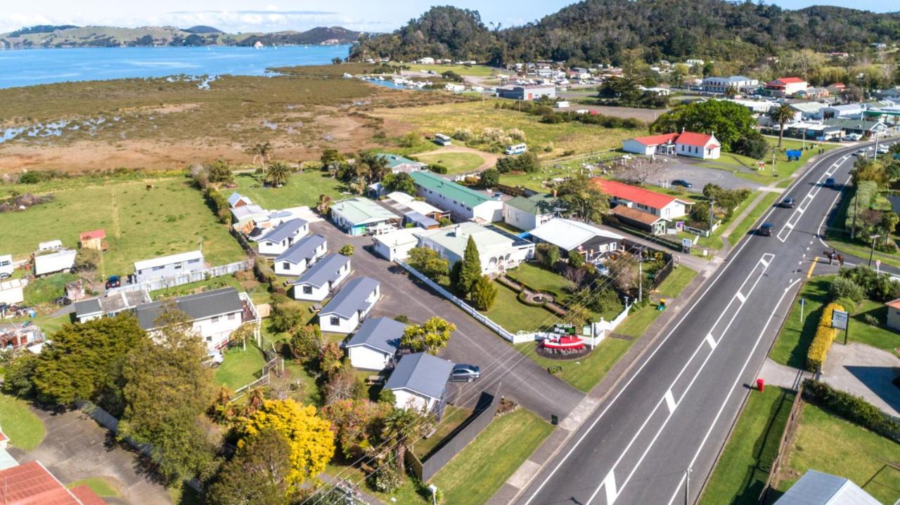 Tidewater Accommodation Coromandel Bagian luar foto